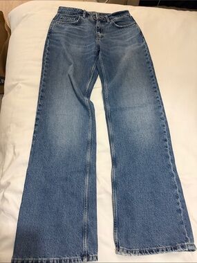 Zara Light Blue Denim Jeans